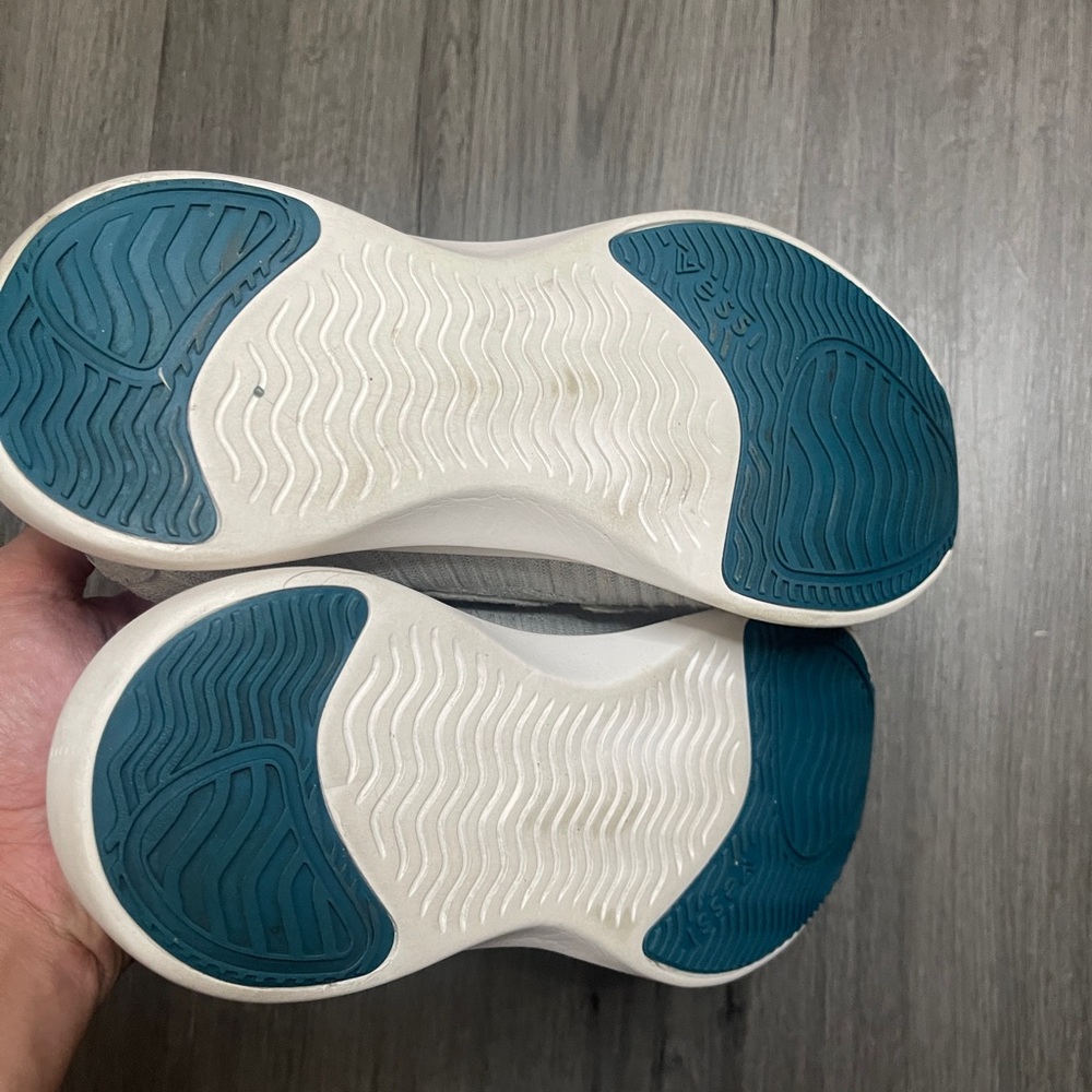 Vessi Everyday Move Slip On Shoes Womens Size 7 - Picture 4 of 5